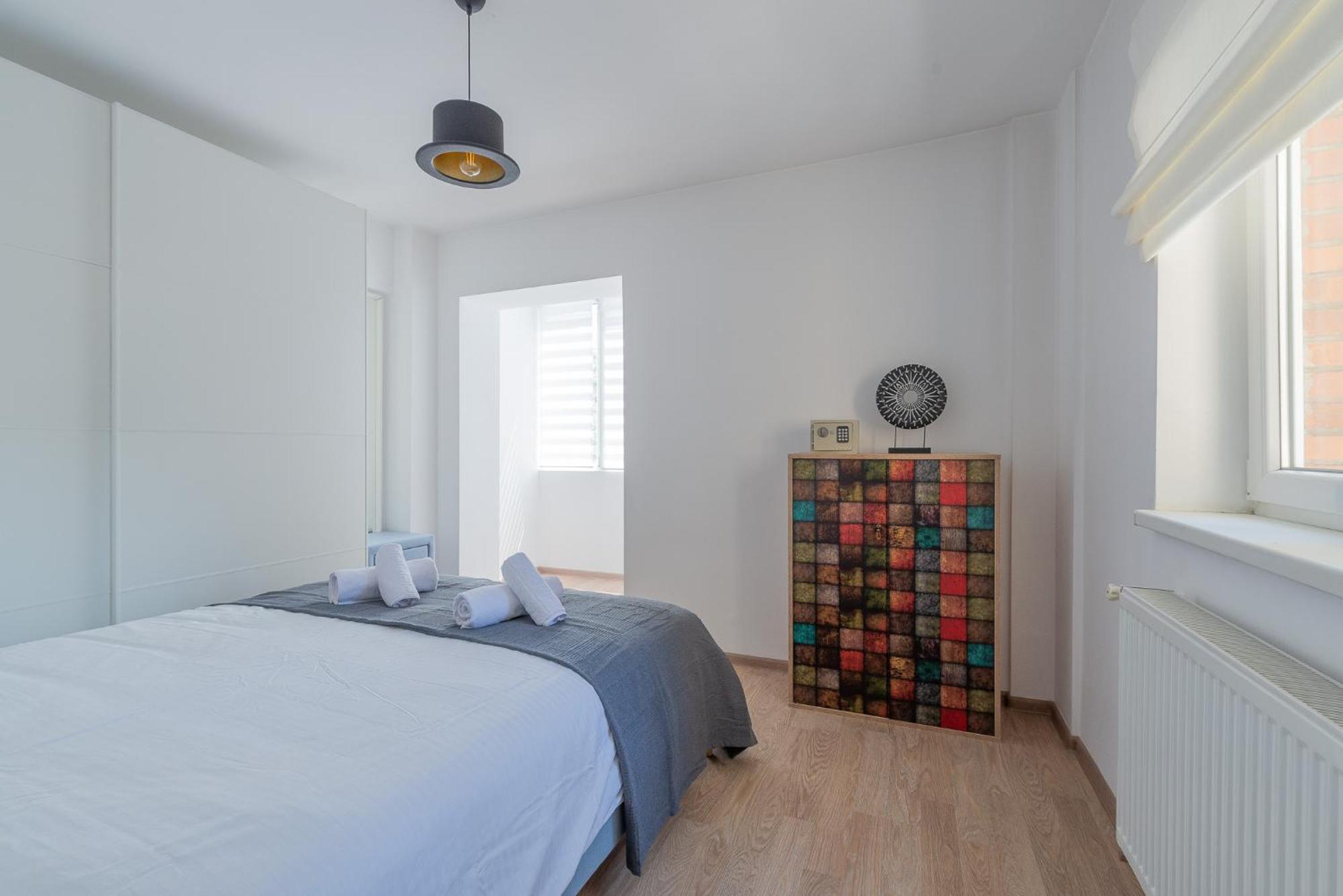 City Center-Cozy One Bedroom Apartment Бухарест Экстерьер фото